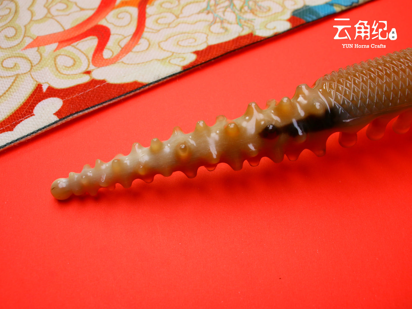 Buffalo horn massage comb白水牛角按摩狗