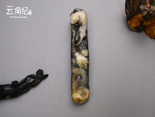 Chinese Four Divine Beasts Dual-Row Massage Comb – Premium Goat Horn斗羊中华四神兽双排按摩梳