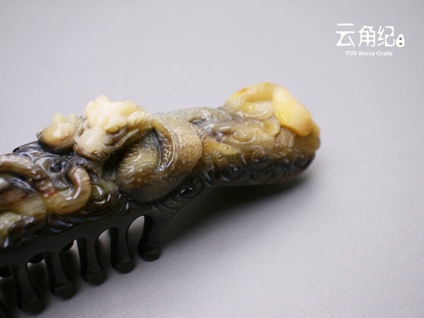 Chinese Four Divine Beasts Dual-Row Massage Comb – Premium Goat Horn斗羊中华四神兽双排按摩梳