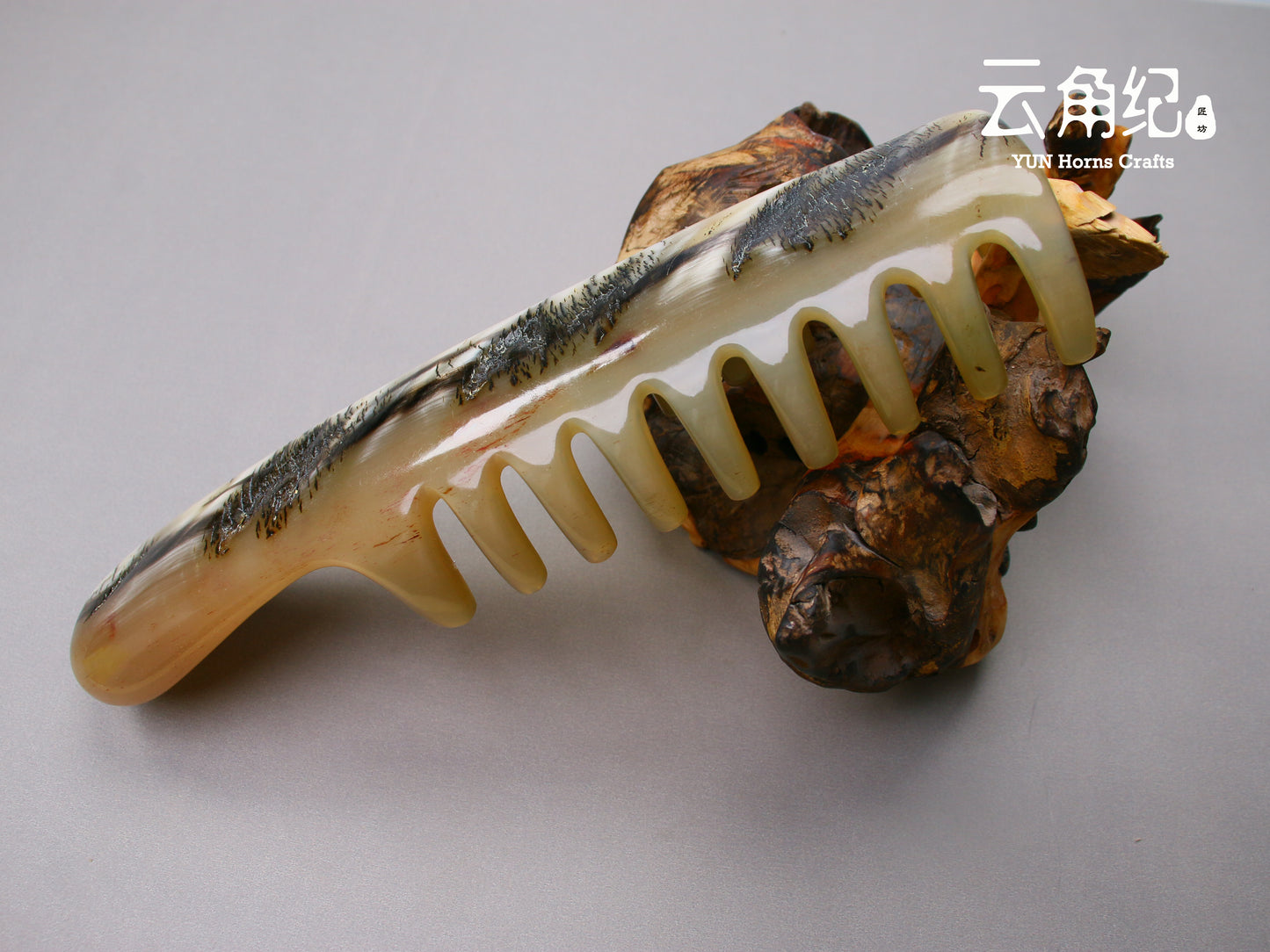 Double-Row Dragon Bone Massage Comb原生角皮手柄双排龙骨按摩梳