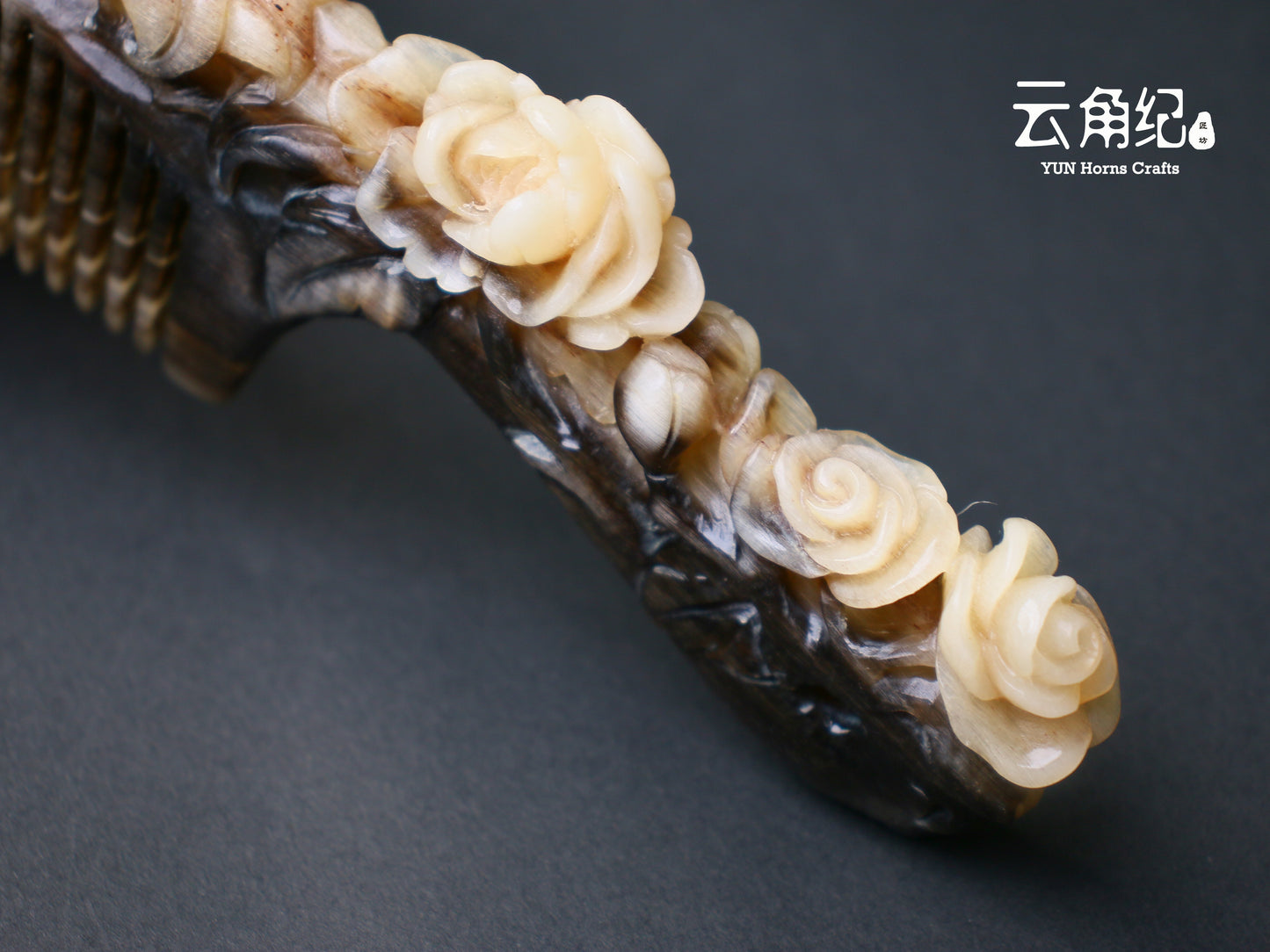 Artisanal Goat Horn Comb with Floral Goddess Handle斗羊精雕花神手柄梳