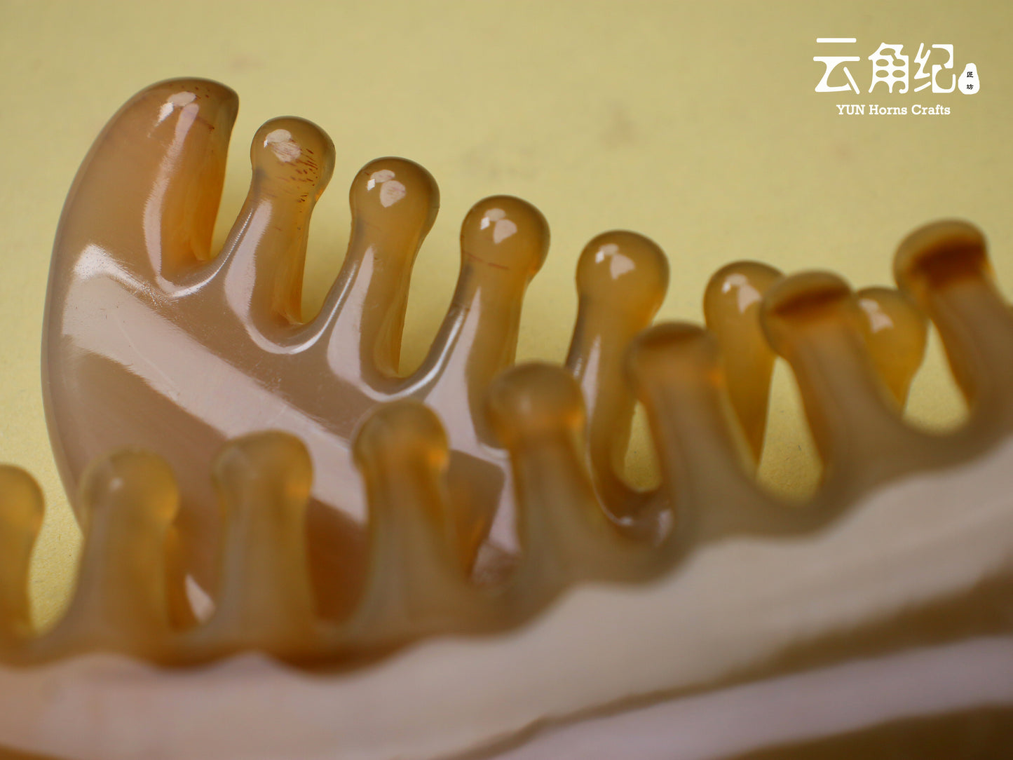 White Buffalo Horn Gua Sha Board白水刮痧板